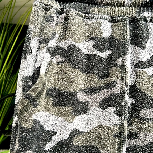 Express  Jogger set  gray black army fatigue Top Size S petite Bottom XS petite - Picture 9 of 10